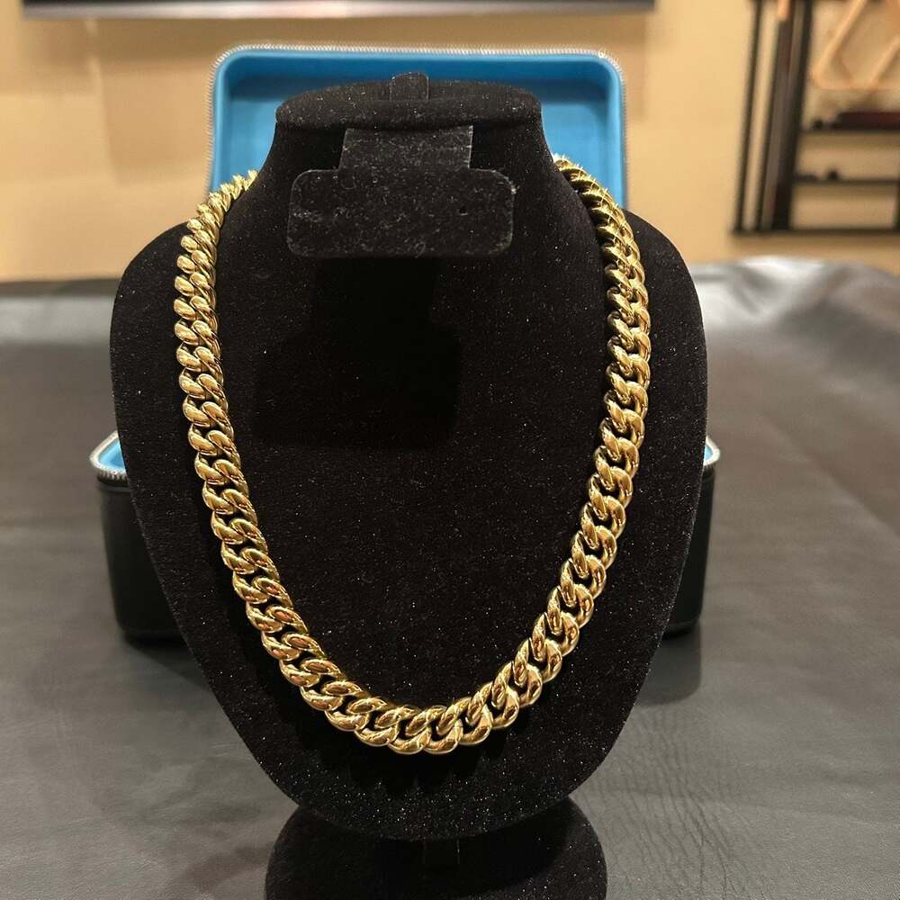 Gold 12mm Cuban Chain 22in Brand New